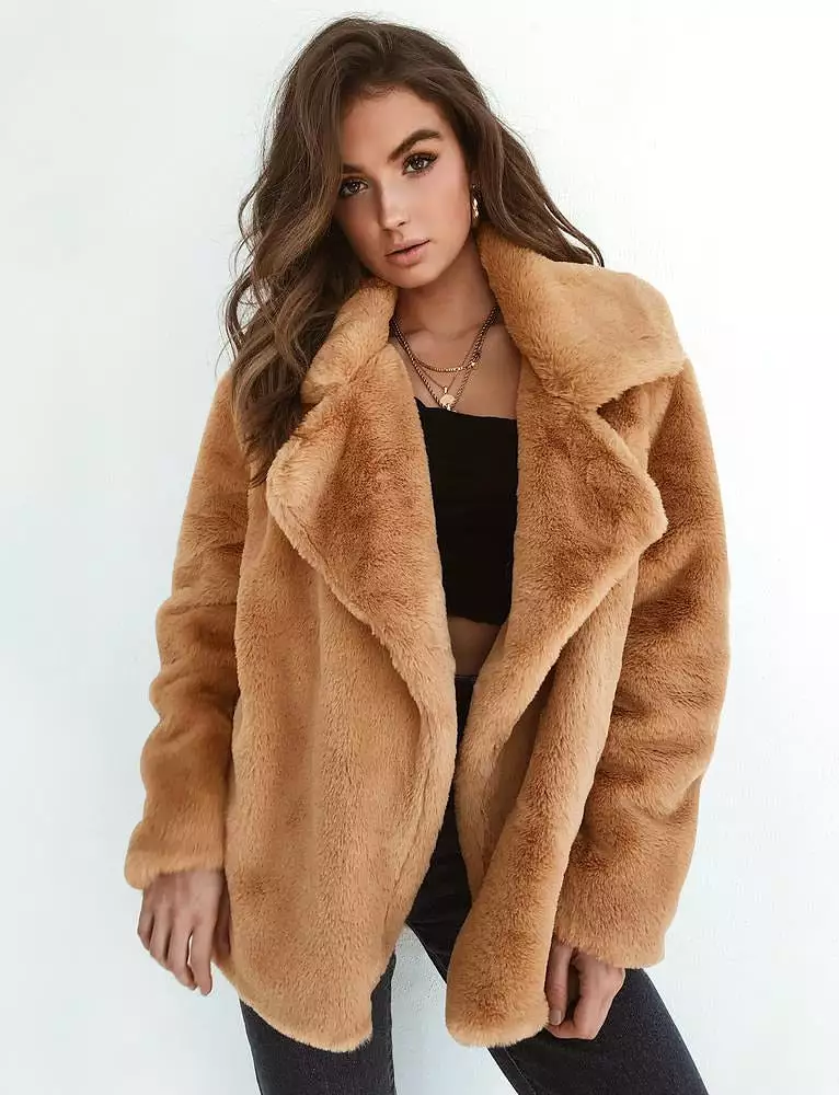 Ashore Shop New Women Faux Fur Elegant Brown Shaggy Coats Autumn Winter Warm Plush Teddy Coat Streetwear Female White Furry Fluf