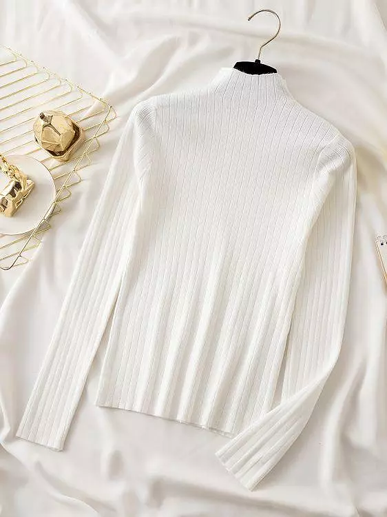 Charming Turtleneck Knitwear