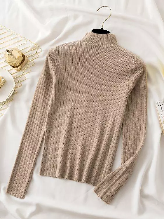 Charming Turtleneck Knitwear