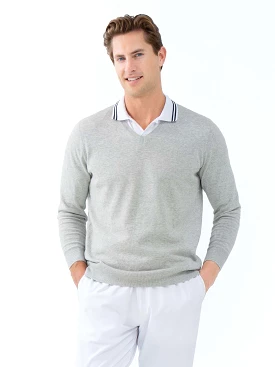 Classic V Neck Sweater - Light Heaher