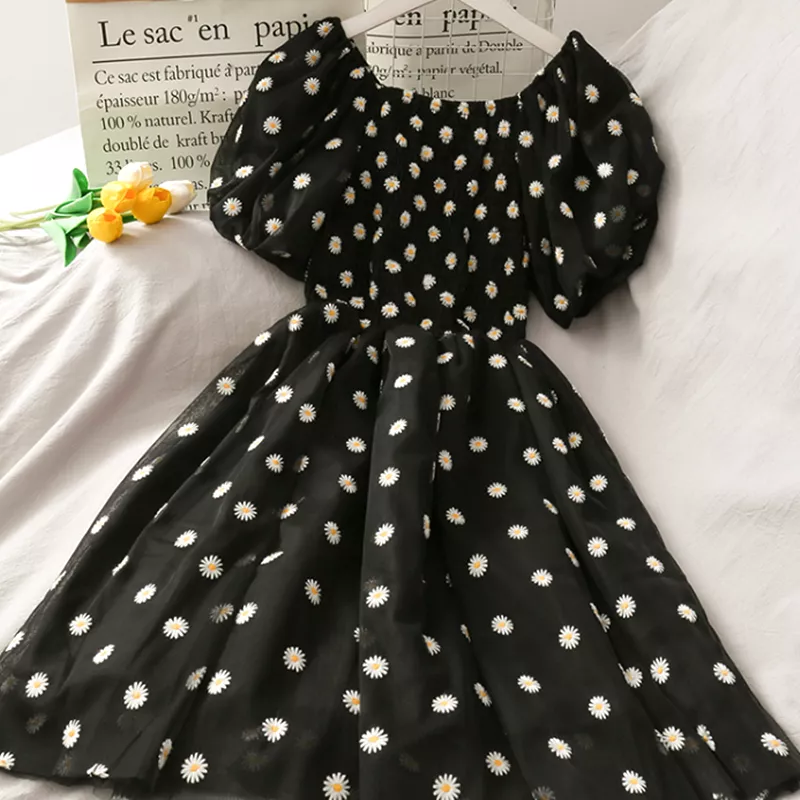 Daisy Puff Sleeve Dress AD12154