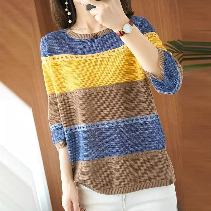 Holed Round Neck Knitted Sweater