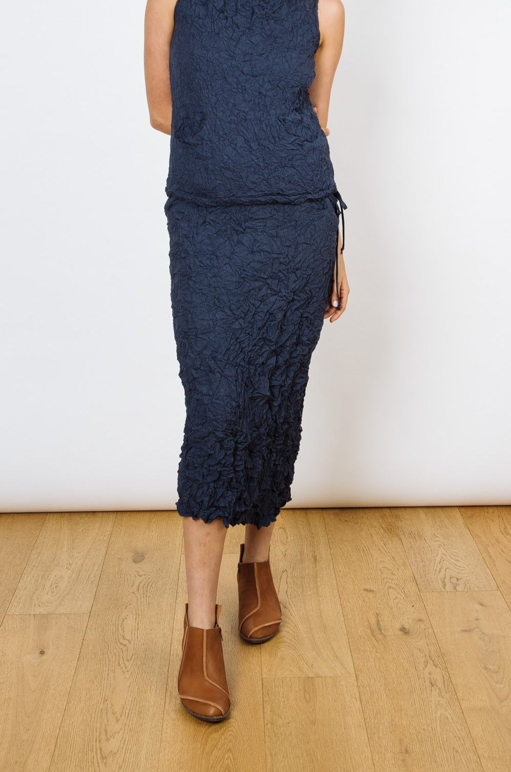 Moth Asymmetrical Long Skirt | Navy