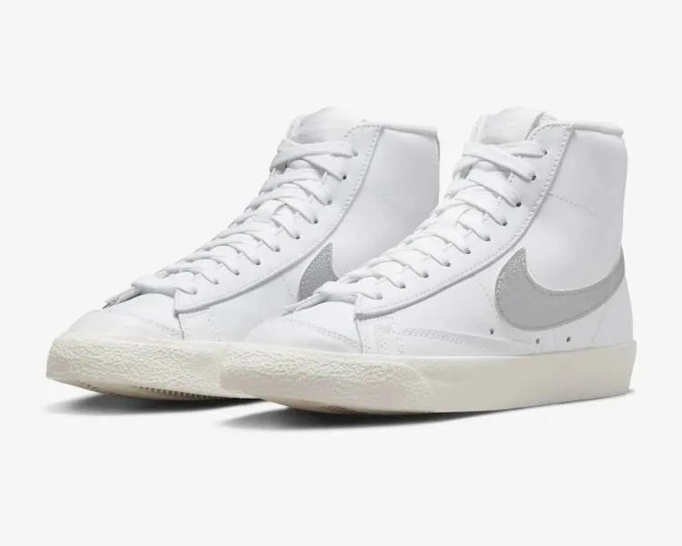 NIKE BLAZER MID '77(GS)