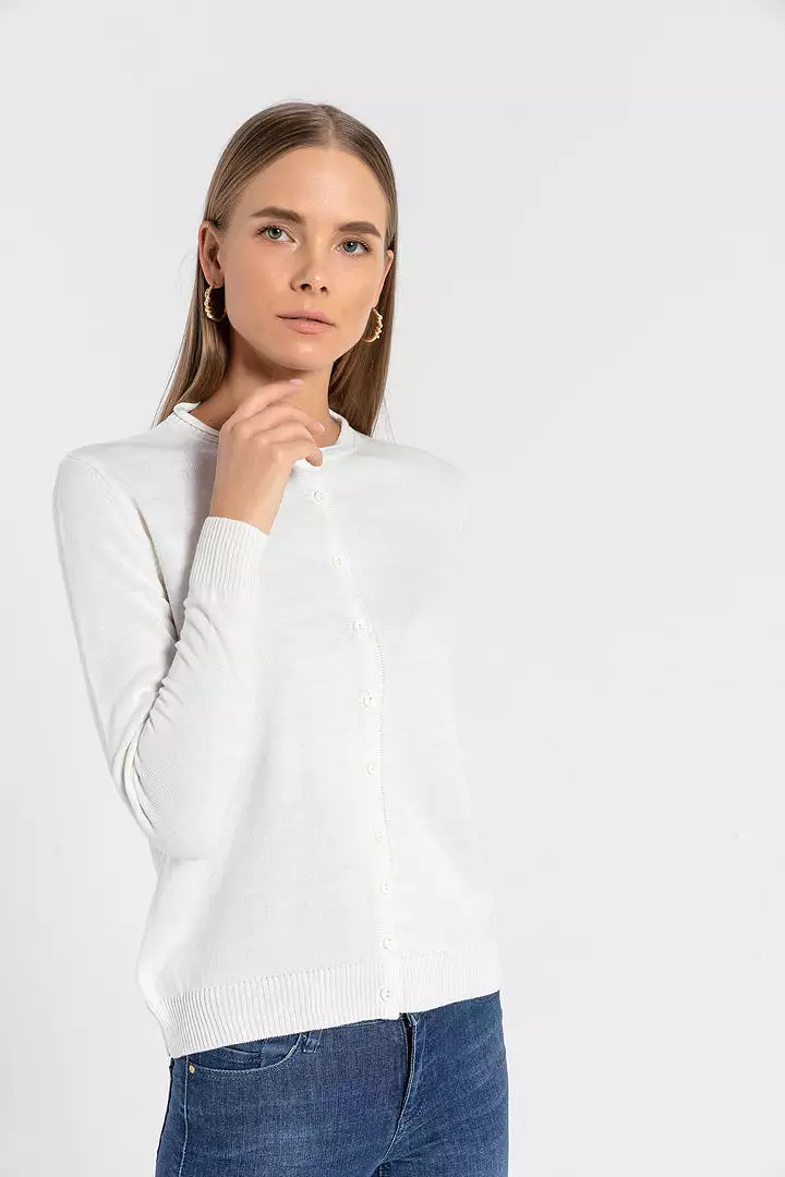 ROUND NECK SWEATER