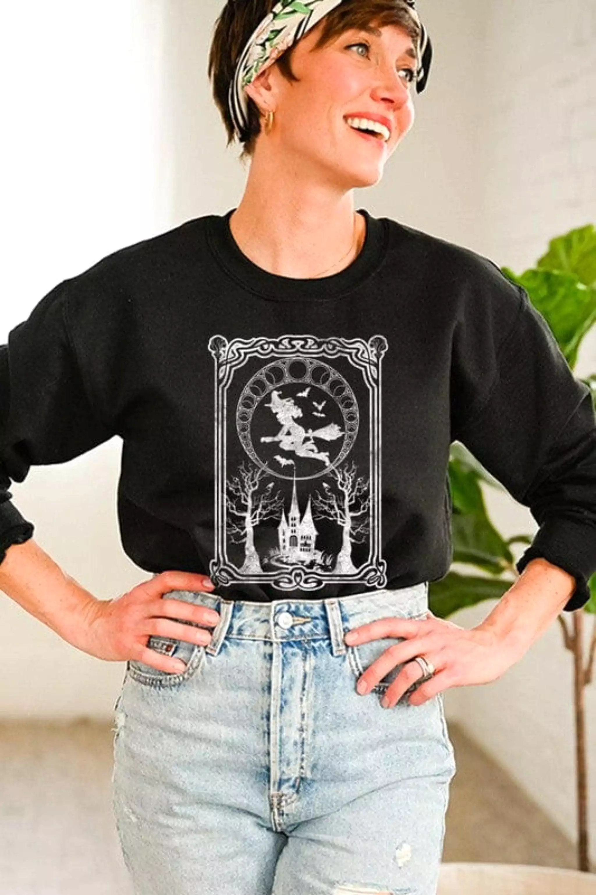 SPOOKY TIME CROPPED TEDDY SWEATER